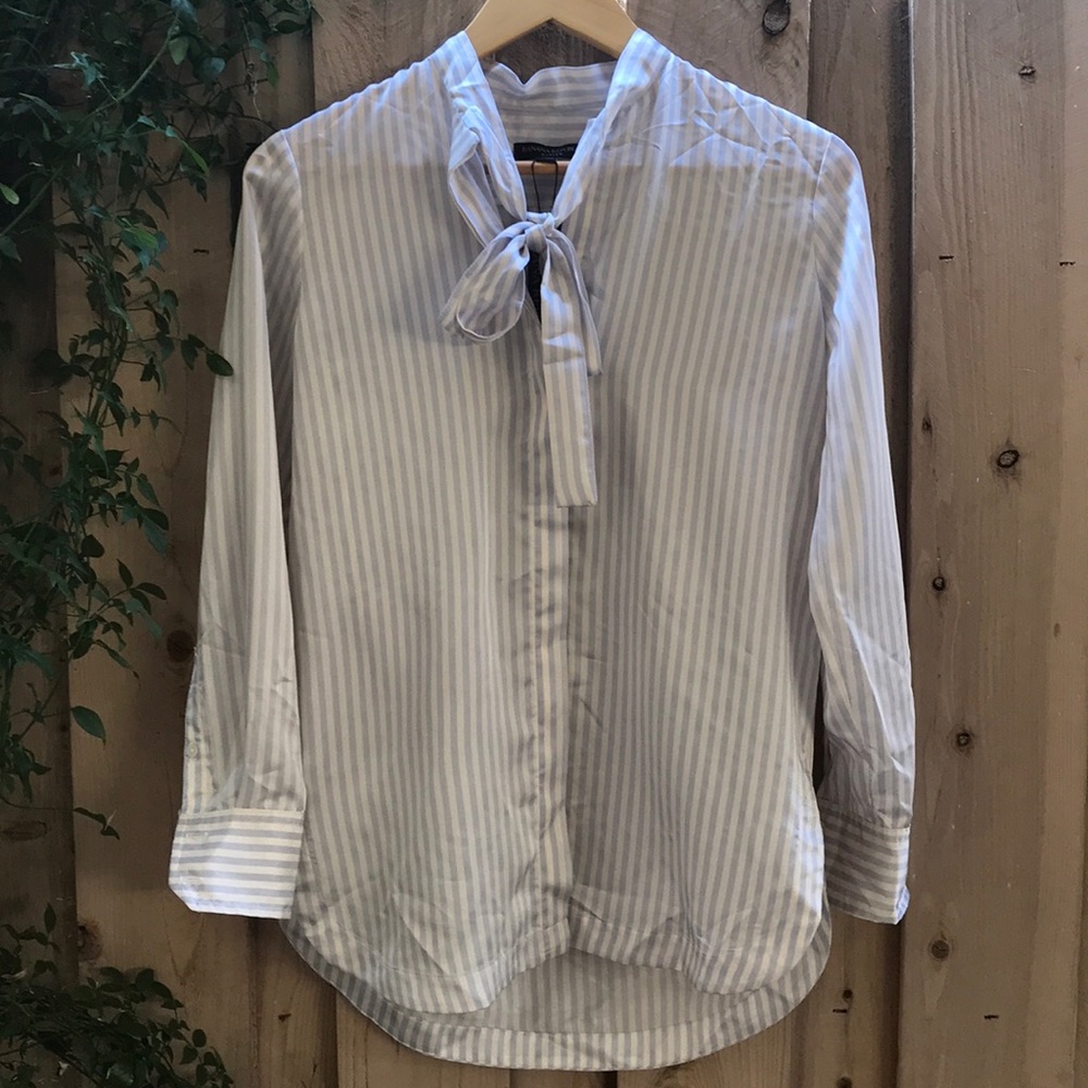 Banana Republic button down blouse